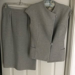 Size 4 St. John 2-Piece Suit